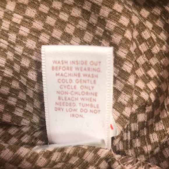 LC Lauren Conrad Cold Shoulder Ruffle Front Top Small - Picture 7 of 9